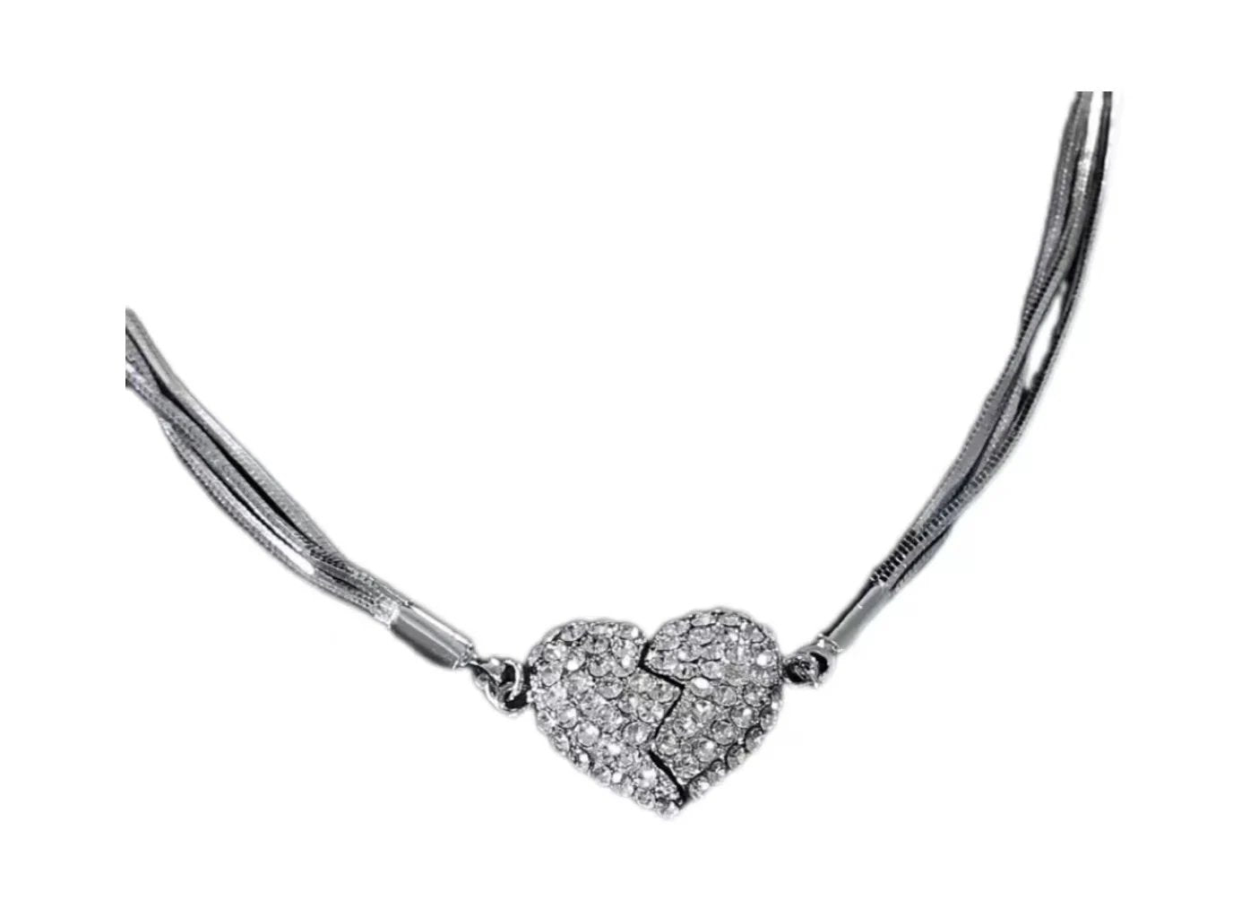 🎁💖 Magnetic Triple Layered Heart Necklace ✨